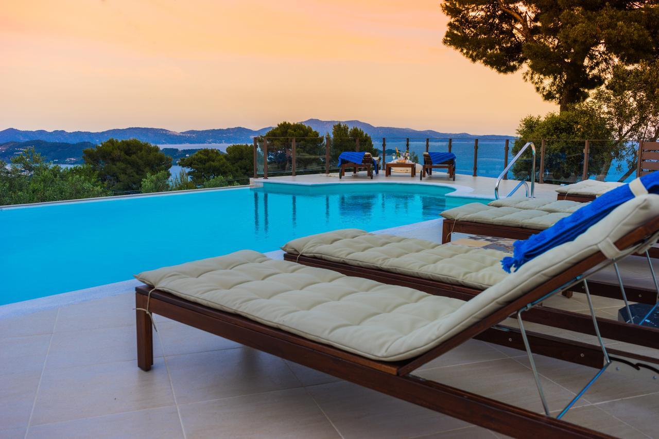 Villa Hermes Vasilias  Eksteriør billede